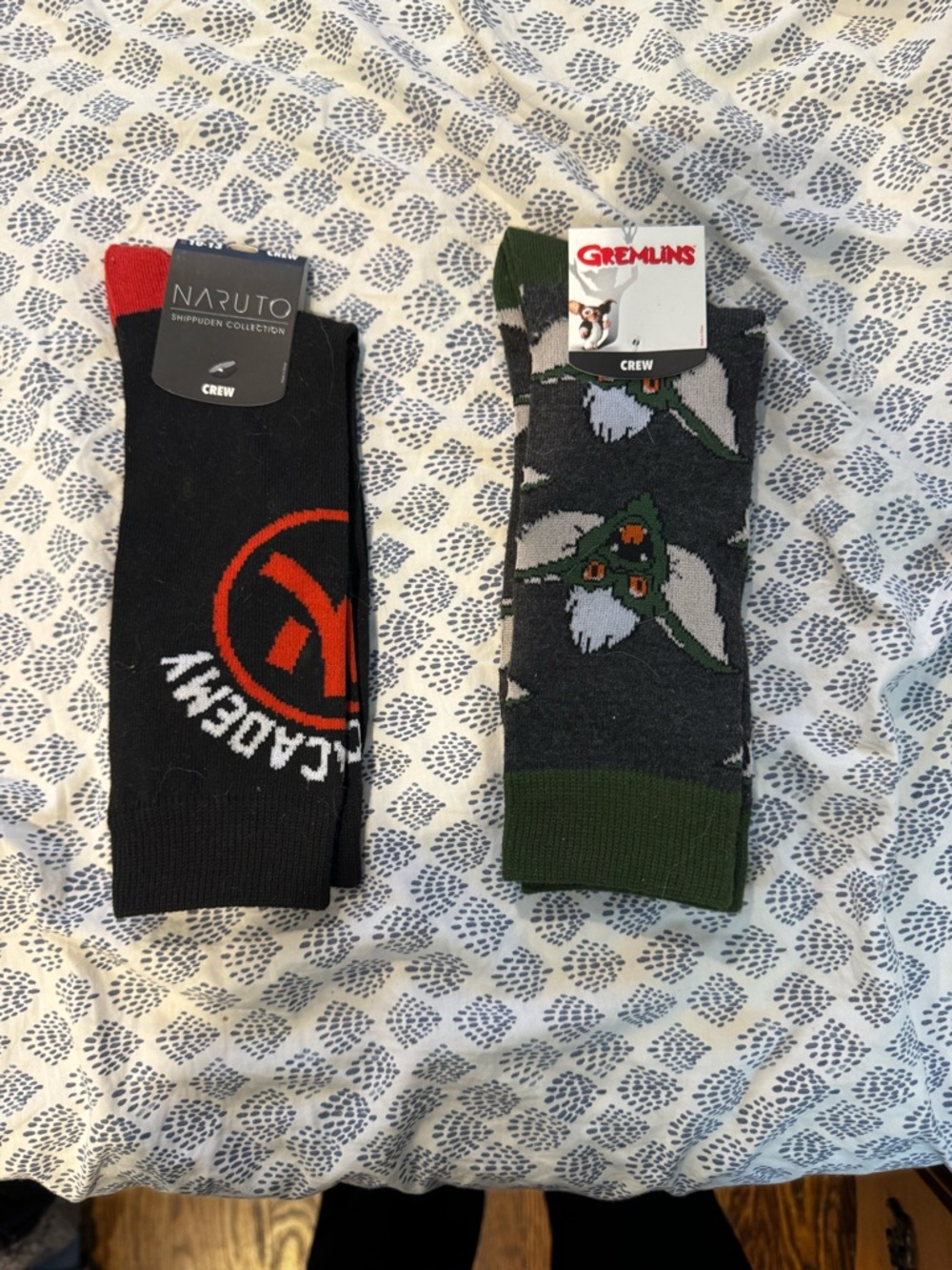 Naruto Black & Red Crew Socks | Gremlins Gray & Green Crew Socks